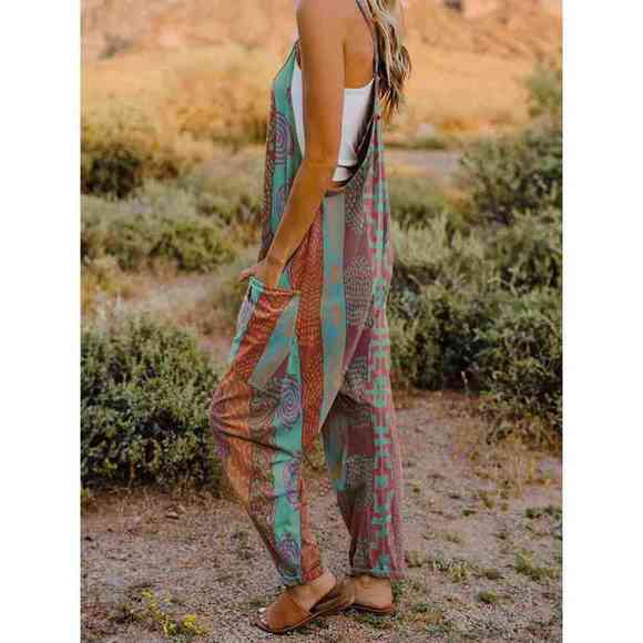 Full Size Printed V-Neck Sleeveless Jumpsuit - Picture 5 of 15